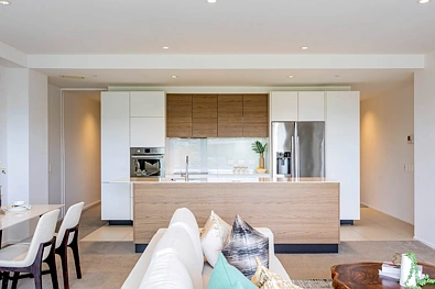 SPACIOUS TWO BEDROOM APARTMENT