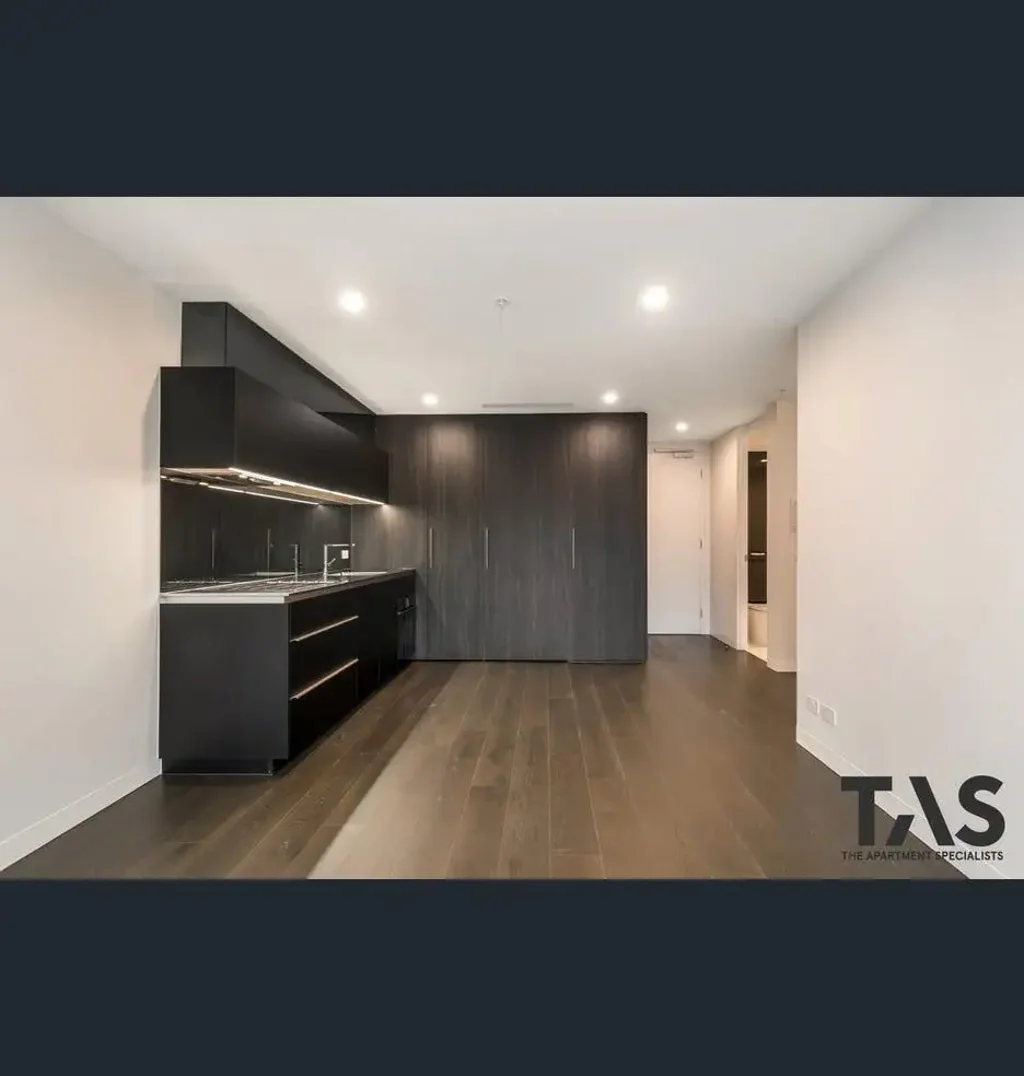 LUXURIOUS 1 BEDROOM + STUDY ROOM IN ESQUIRE!