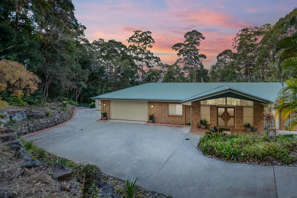 23 Leigha Place, Kureelpa, QLD 4560