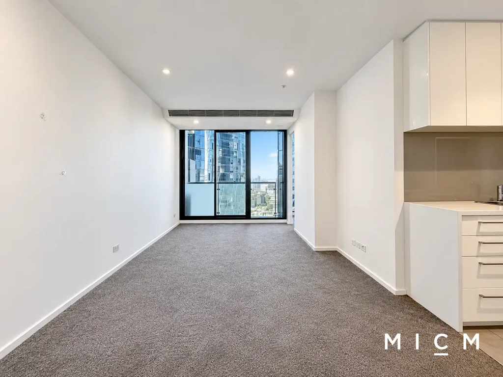 UNFURNISHED 2 Bedrooms 2 Bathrooms Apartment in CBD!