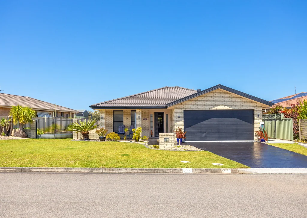 47 Bluehaven Drive, Old Bar, NSW 2430