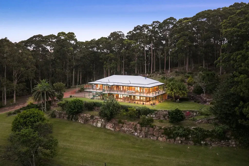 Tumbi Umbi 7房  Landmark 76.92-Acre Estate – 2 x Residences – Life At The Top With Panoramic Ocean, Lake & District Views