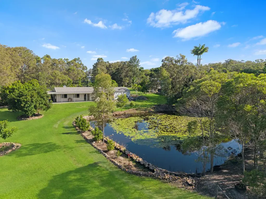 10 Seaview Drive, Booral, QLD 4655