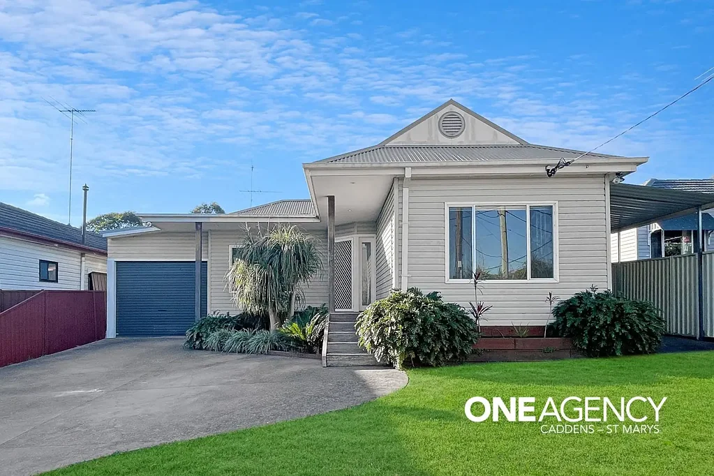 LARGE FAMILY HOME!!!