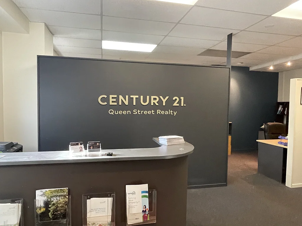 Auckland Central Queen Street office space with parking