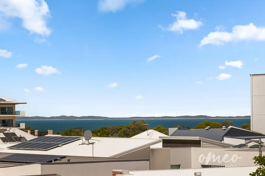 North Coogee 1બેડરૂમ PENTHOUSE WITH OCEAN VIEWS!