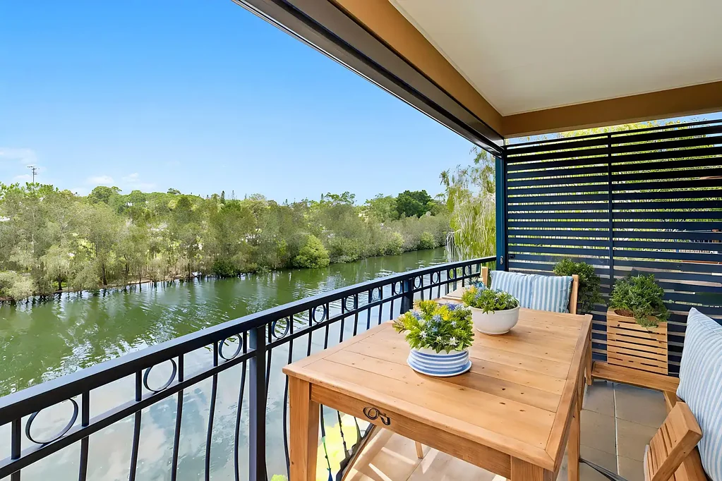 17/4 University Drive, Robina, QLD 4226