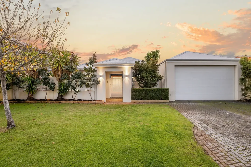 20 Jacqueline Street, Bayswater, WA 6053