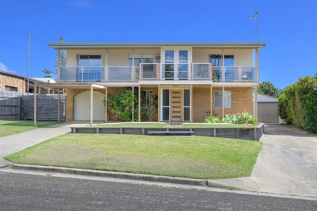 Boyne Island 4部屋 Family Home With Side Access & Shed On Great Sized Block!