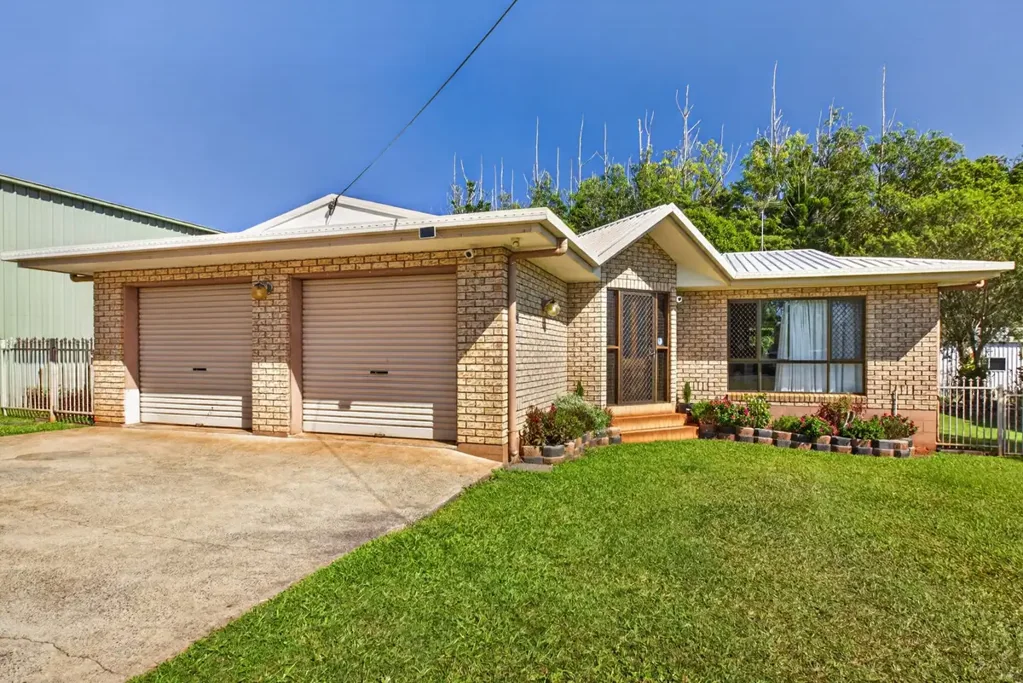 Atherton 3房  Brick | Convenience | Move-In Ready