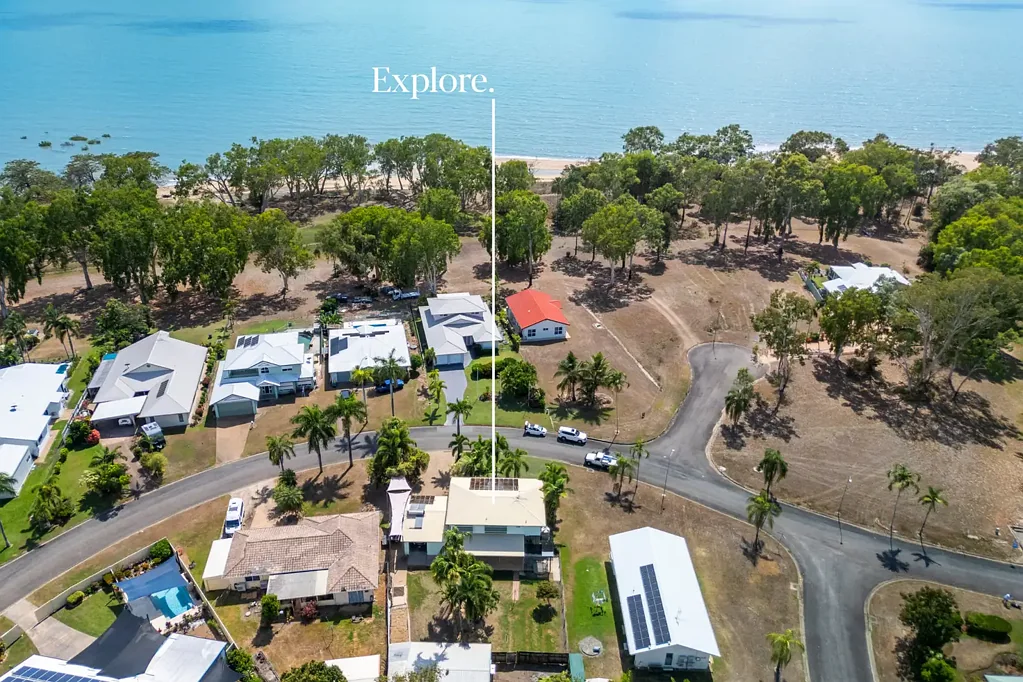 Balgal Beach 4 Slaapkamer Spacious Coastal Home with Ocean Views & 3 Bay Shed