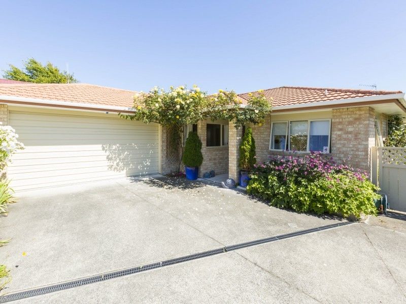 2 Emerald Hill Drive, Birchville, Upper Hutt, 3 habitaciones, 2 baños