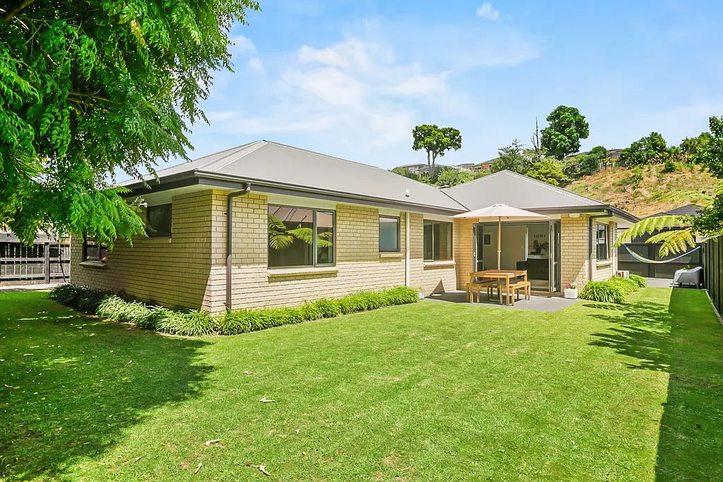42 Magnolia Drive, Westown, New Plymouth, Taranaki