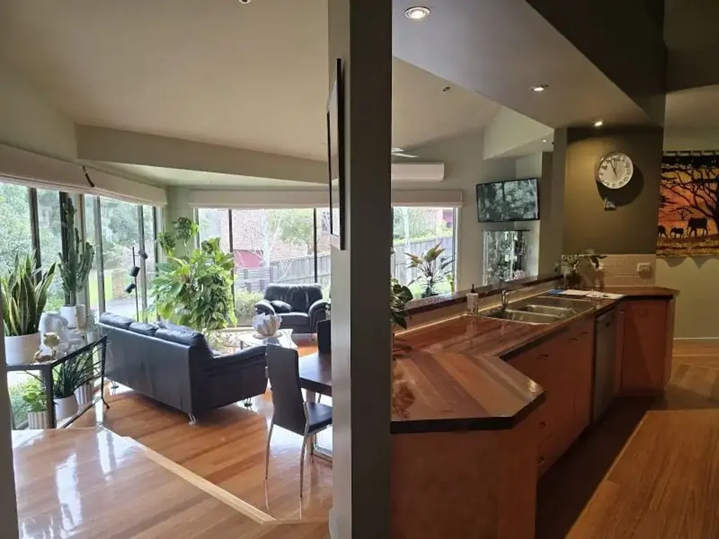Warragul 4房  Must Be Sold, Motivated Vendor! Highly sought location! Inspection a must!