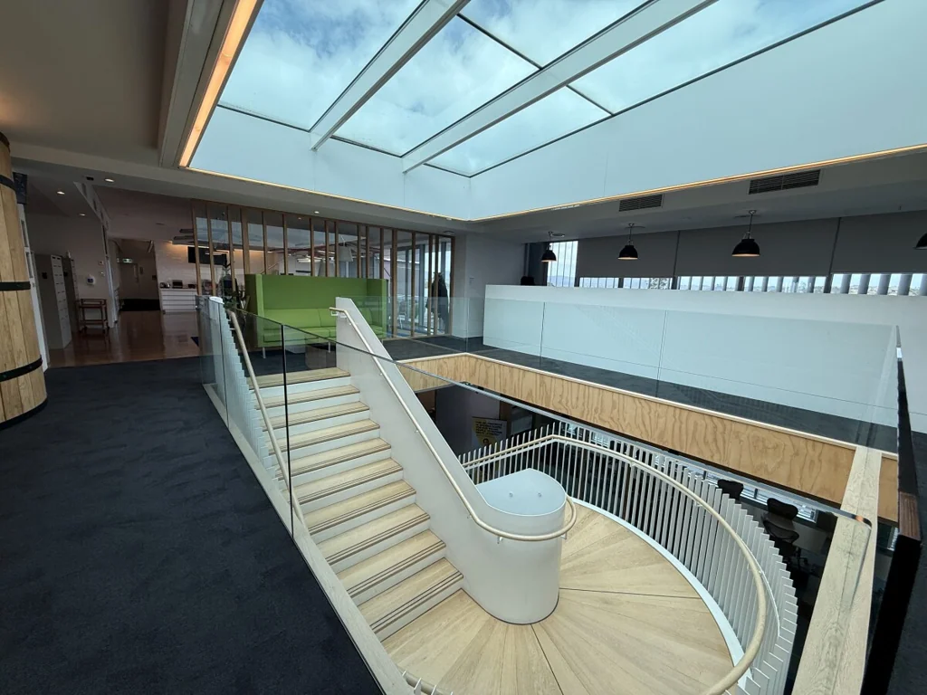 Henderson  Excellent Lincoln Road Office Opportunity