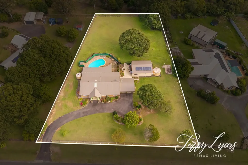 Delaneys Creek 3房  1英亩乡村隐居地 - 极佳的生活方式机会!!  1 ACRE COUNTRY HIDEAWAY - FANTASTIC LIFESTYLE OPPORTUNITY!!
