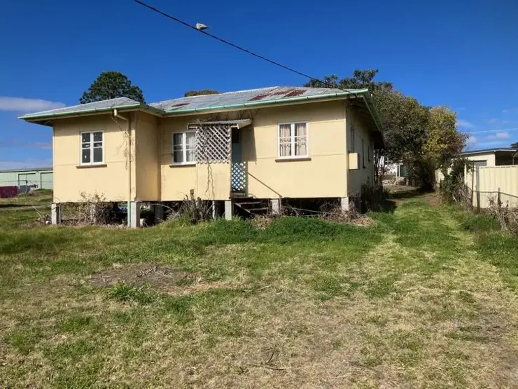 Stanthorpe 3房  Old Home In Great Location