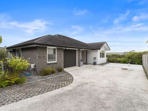 Kumeu 4 Bedroom Owner On The Move!