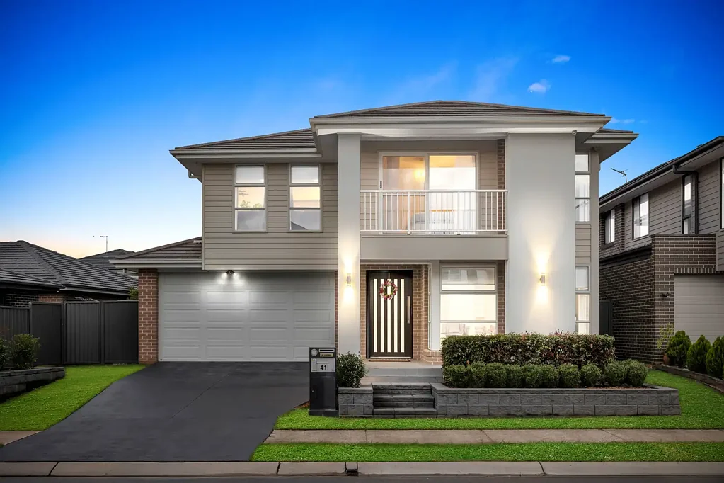 Marsden Park 5房 宽敞四卧主套 442㎡阔地 高端Smeg厨房 大型后院 家庭友好 学校商圈近便 Sophisticated Family Living in a Prime Location