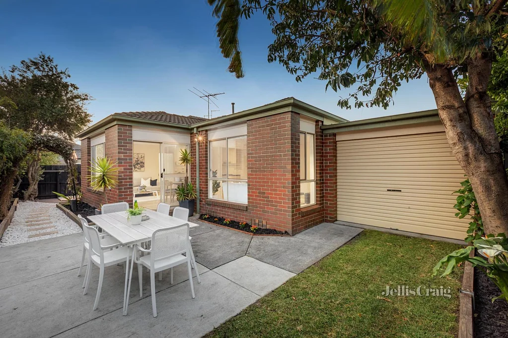 2/304 Mckinnon Road, Mckinnon, VIC 3204