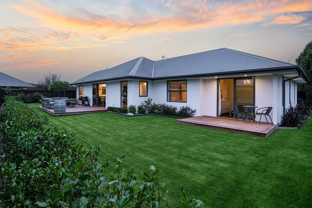 Rangiora 4침실 Modern private living 