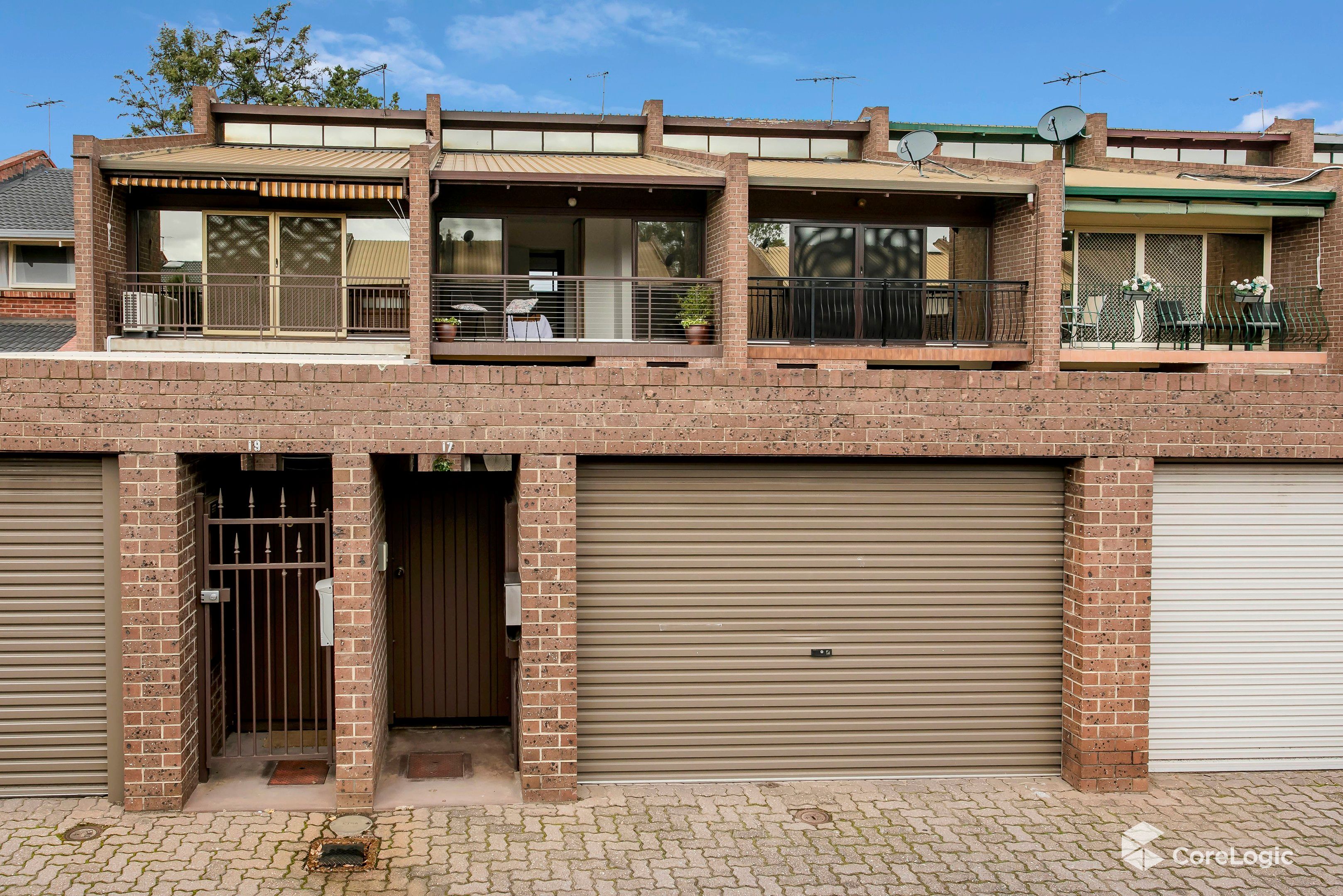 17 BARTON PL, NORTH ADELAIDE SA 5006, 0 कमरे, 0 बाथरूम, House