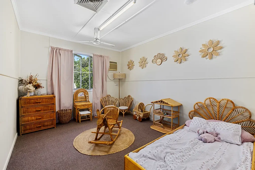 1 Seeman Street, Blackwater, QLD 4717