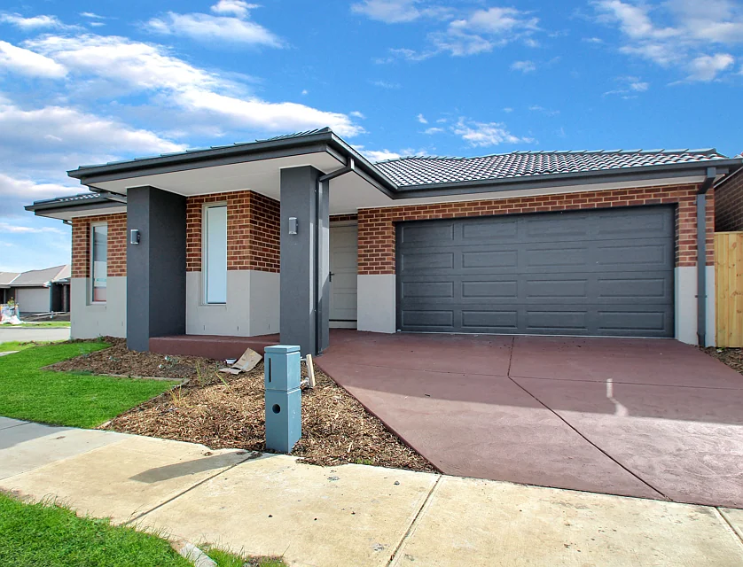 1 Spectrolite Way, Cranbourne East, South East Melbourne, 4 ਕਮਰੇ, 2 ਬਾਥਰੂਮ, House
