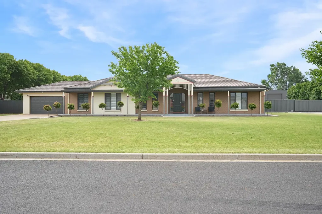 Yoogali 4房  Blue Ribbon Location in Tightly held Estate