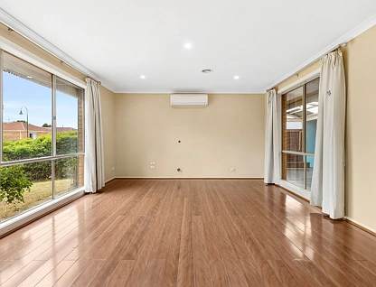 67 Trafalgar Way, Cranbourne East, South East Melbourne, 3 Schlafzimmer, 2 Badezimmer, House