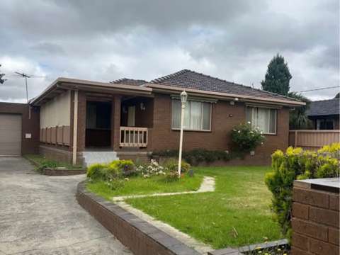 **For Lease: Charming Family Home in Craigieburn - 1 Waverley Ct**