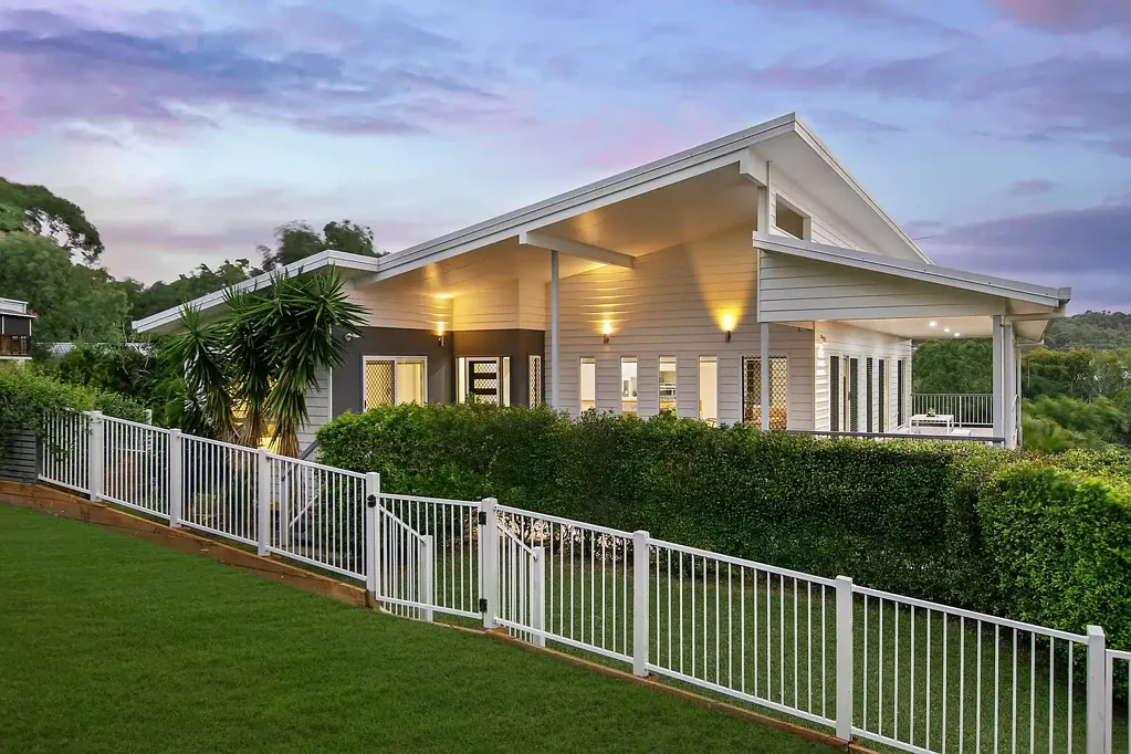 Lammermoor 4房  Elevated Coastal Living with Dual Living