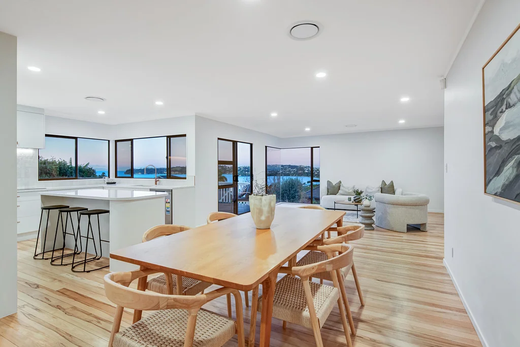 Manly 4침실 Elevated Coastal Living