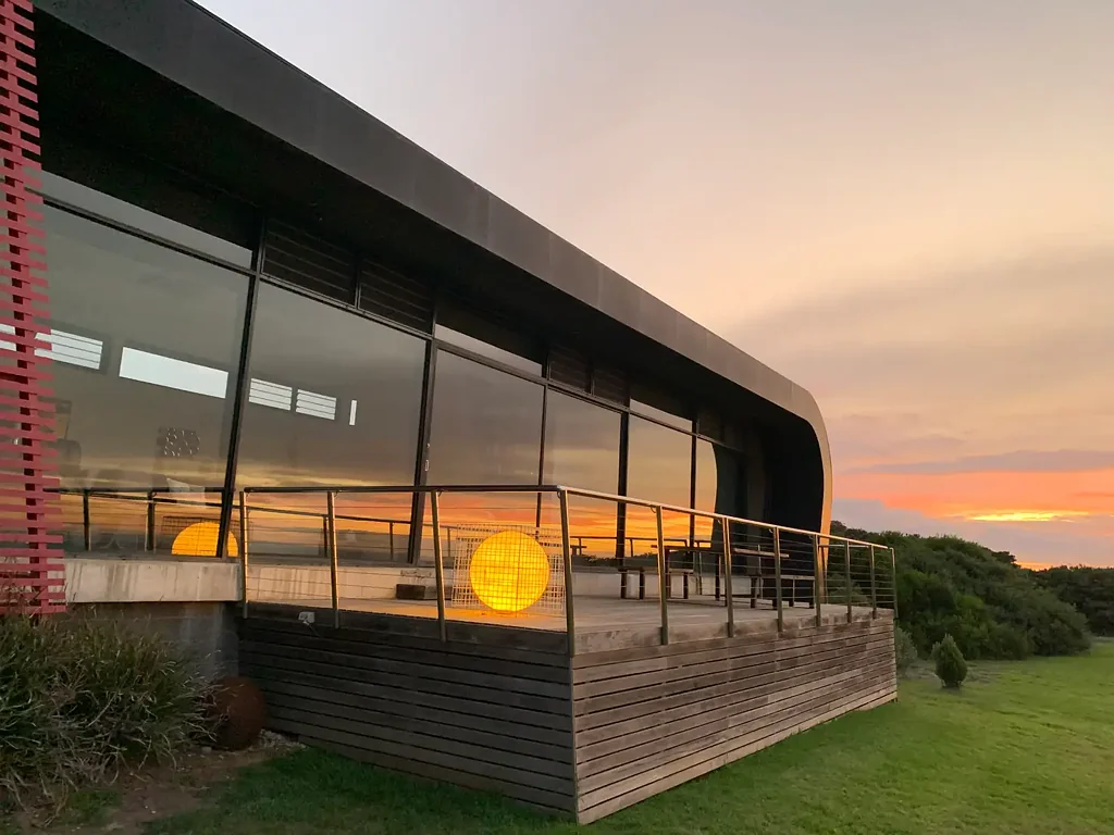Walkerville South "Cape House" - A Coastal Masterpiece of Privacy and Prestige