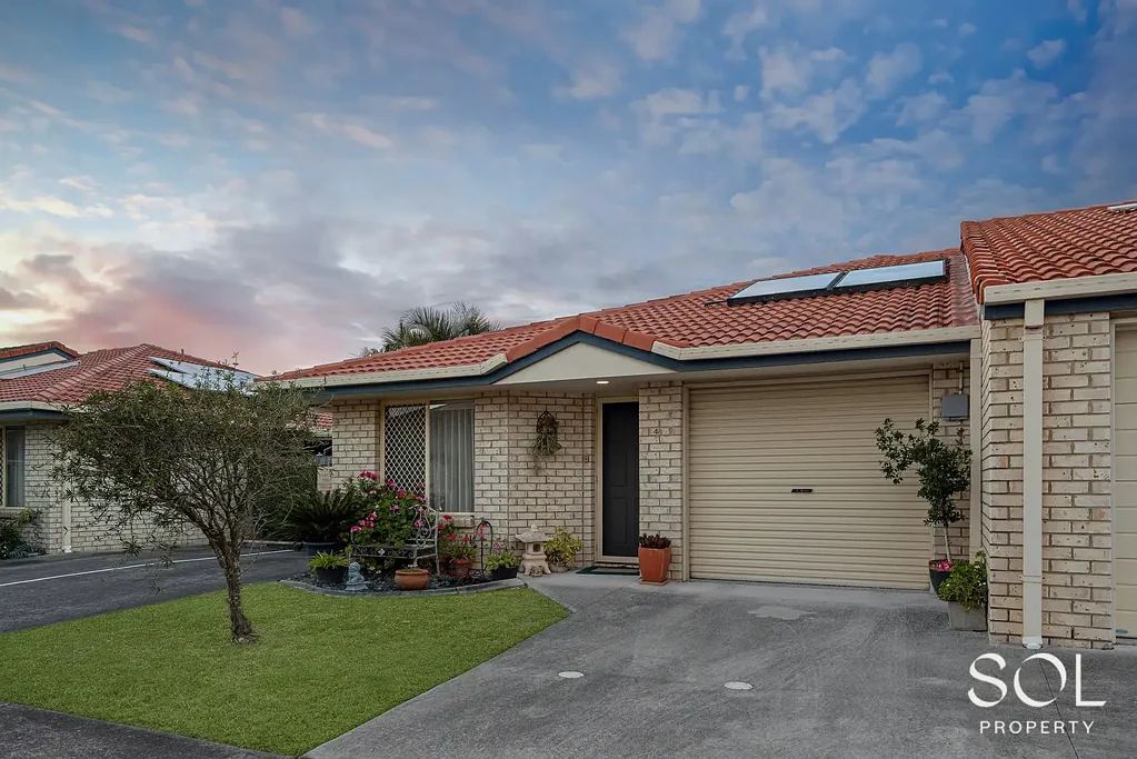 Taigum 2 Bedroom Must see Low Maintenance, High Potential Taigum Villa