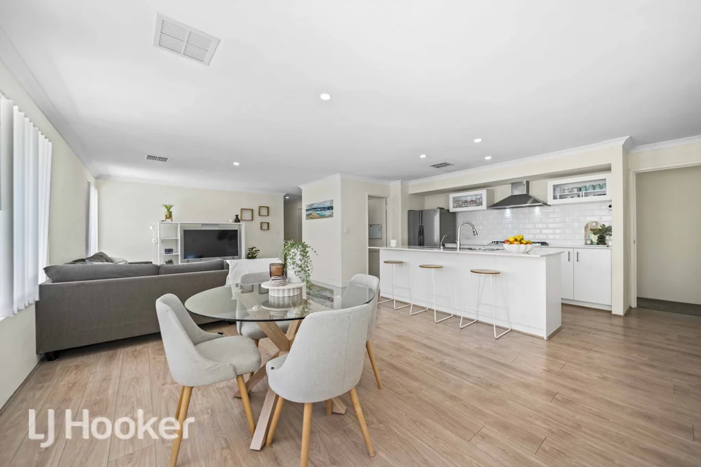 2 OBEL Close, Yanchep, WA 6035