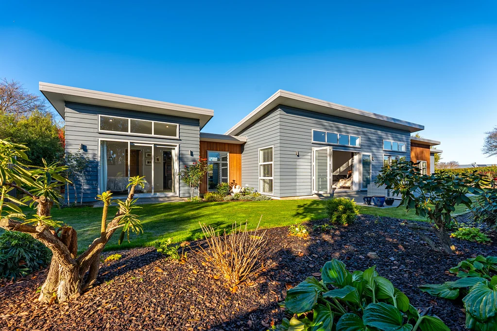 Geraldine 4 Bedroom The Complete Package of Style, Comfort & Quality