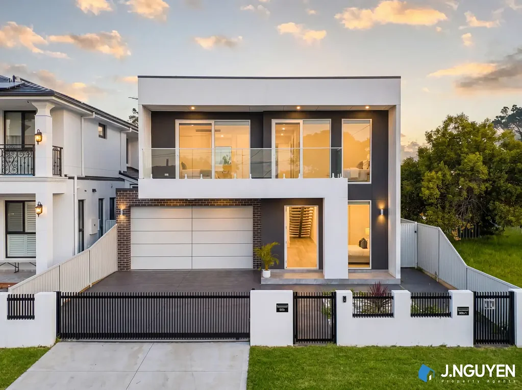 Cabramatta 7બેડરૂમ Luxury Family Living with Exceptional Dual-Income Appeal in the Heart of Cabramatta