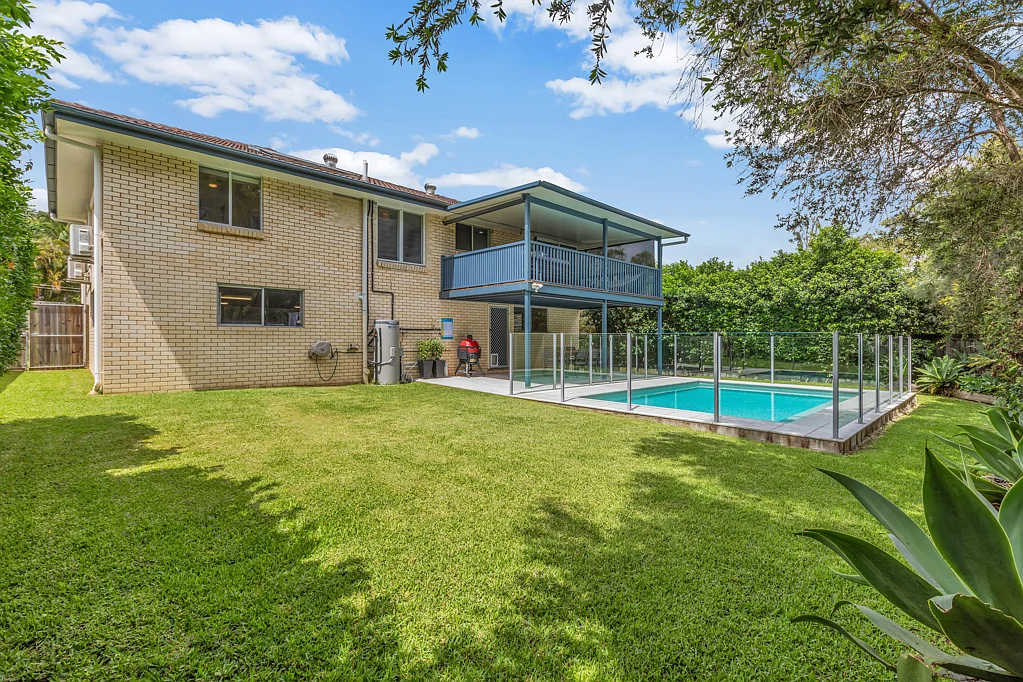 19 Grenoble Street, The Gap, QLD 4061
