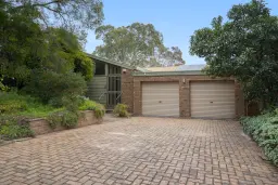 3 Morland Avenue, Stonyfell