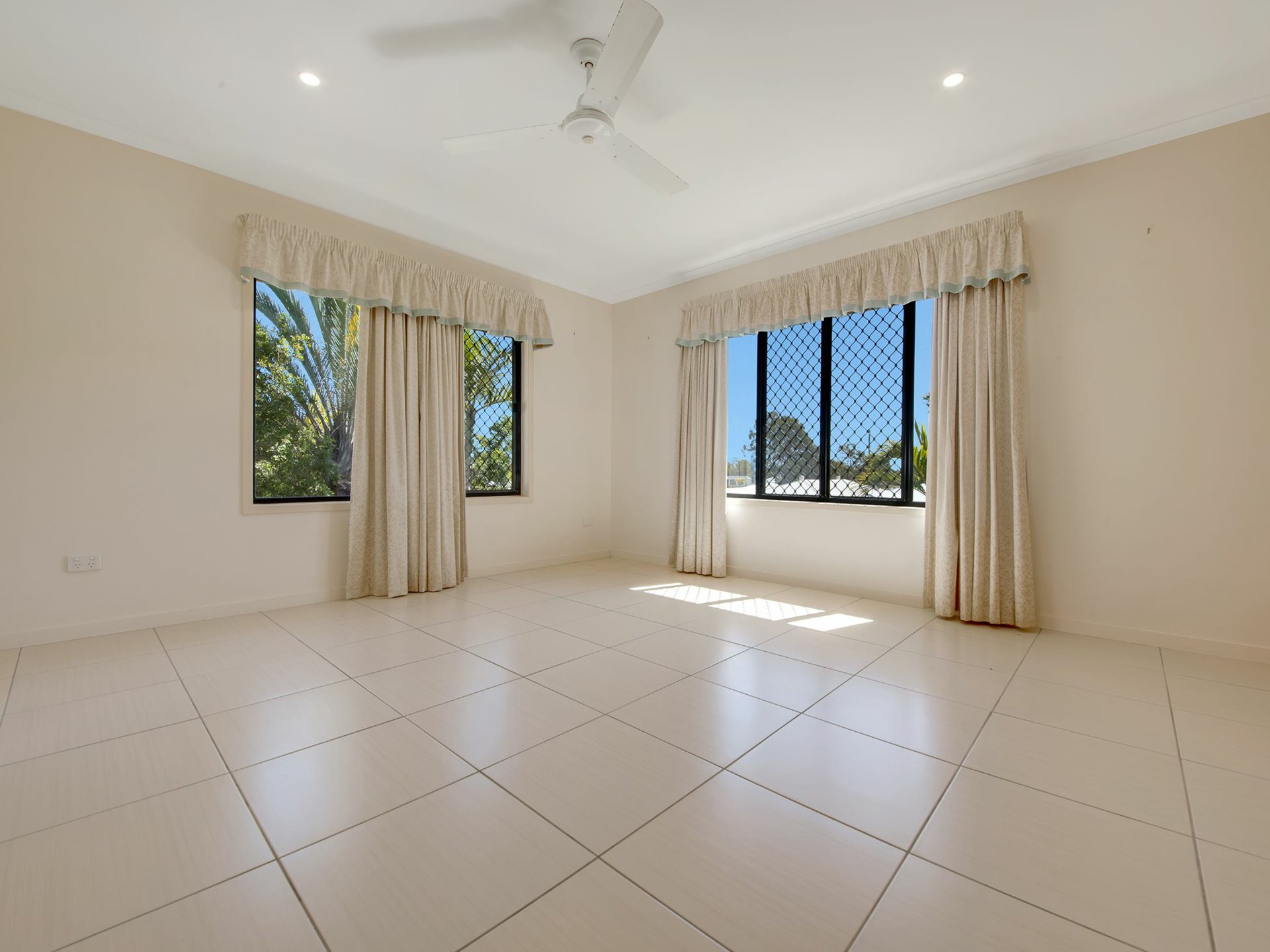 11 GOLF VIEW DR, BOYNE ISLAND QLD 4680, 0 ห้องนอน, 0 ห้องน้ำ, House