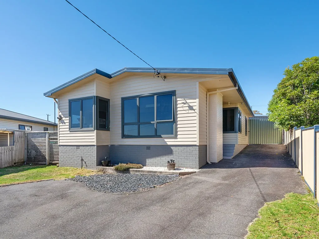 Three Bed with Big Shed