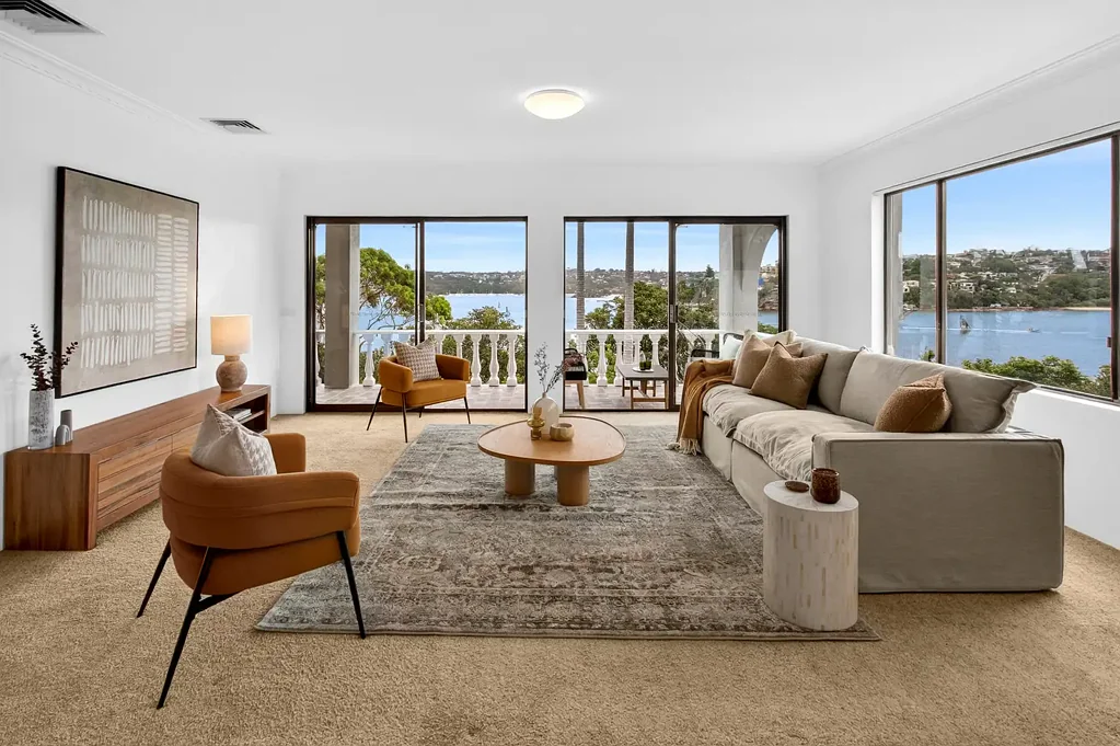 Clontarf 6 Bedroom Landmark Clontarf Waterfront Reserve Home with Spectacular Harbour Views