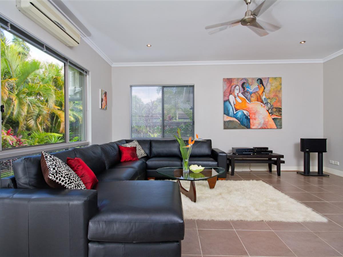 9 GAMBURRA DR, REDLYNCH QLD 4870, 0房, 0浴, House