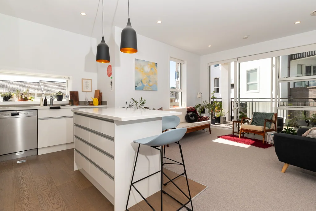 Two Bedroom Apartment - West Auckland.