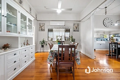 34 Macquarie Street, Silkstone, QLD 4304, 4 slaapkamers, 2 badkamers, House