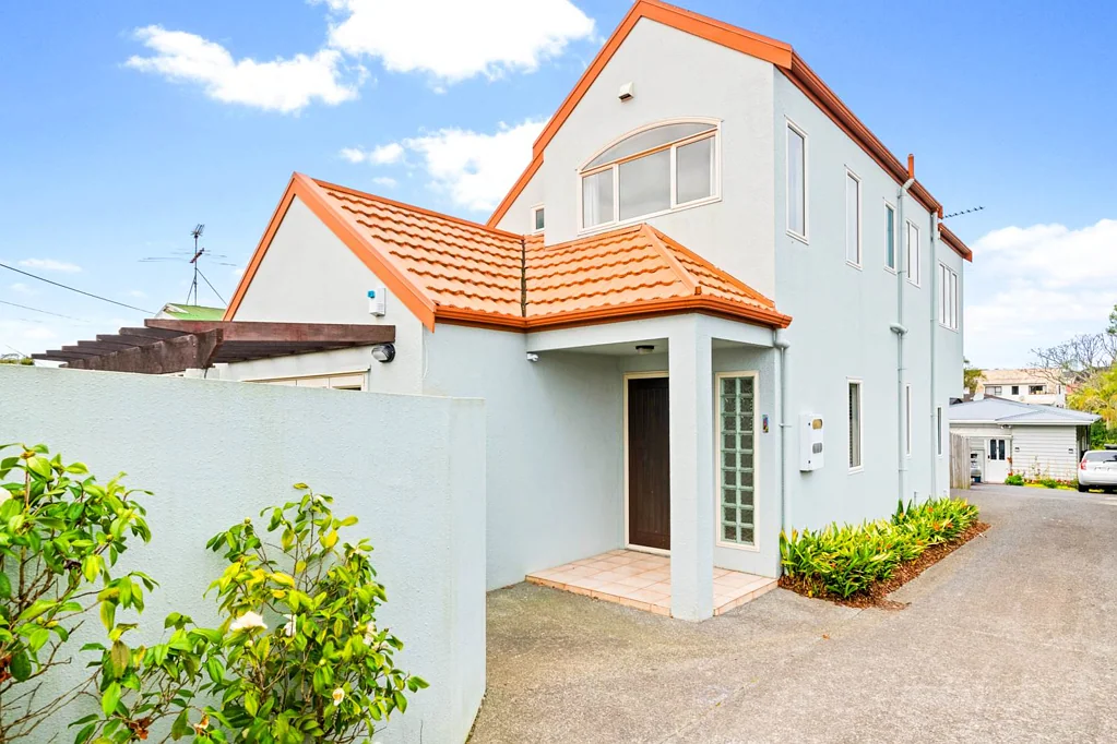 Milford 4Phòng ngủ Top Project Opportunity - Walk to Westlake