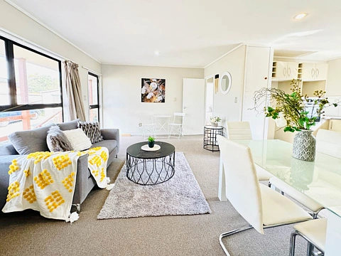 2/65 Fitzroy Street, Papatoetoe, Manukau City