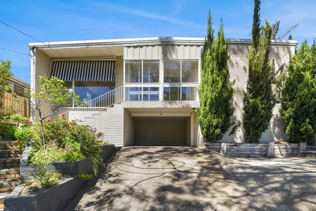 Sundreched family home with a large backyard and only minutes to the beach!