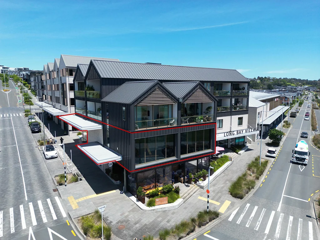 Long Bay High-end retail/ showroom in Long Bay